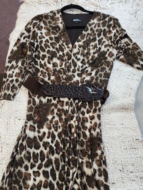 Oleg Cassini Leopard Print Wrap Dress with Matching Faux Croc Belt Size Medium